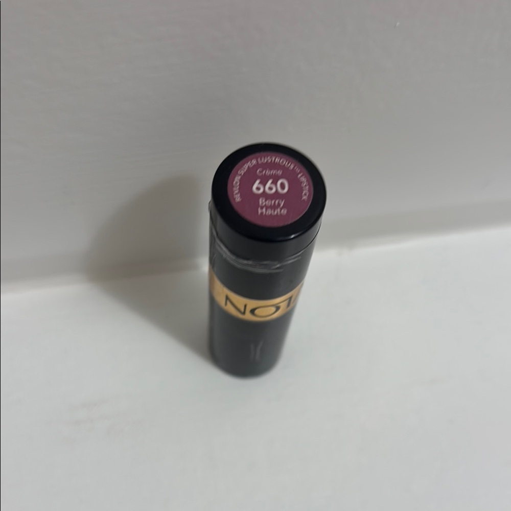 Revlon Super Lustrous Lipstick #660z Berry Haute NEW Sealed